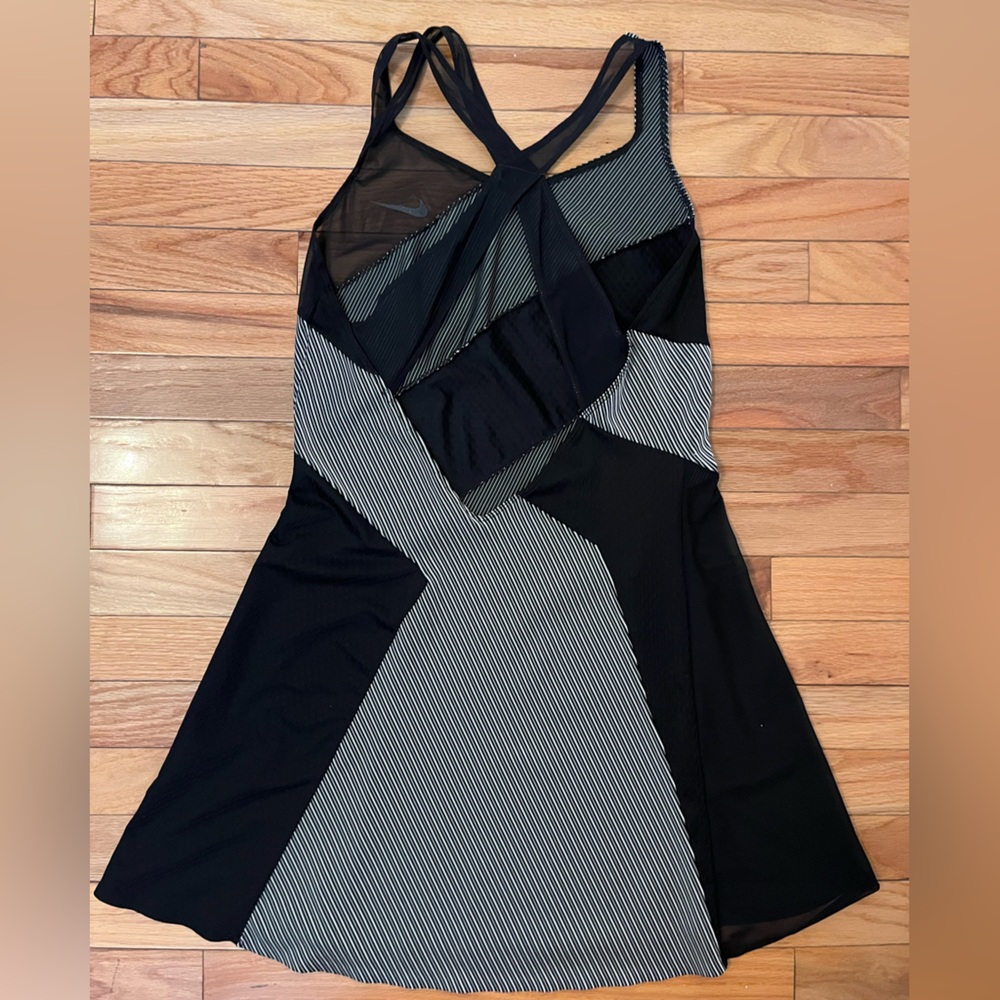Nike Naomi Osaka 2021 Monte Carlo tennis dress size M mesh black gray stripes - Picture 9 of 9